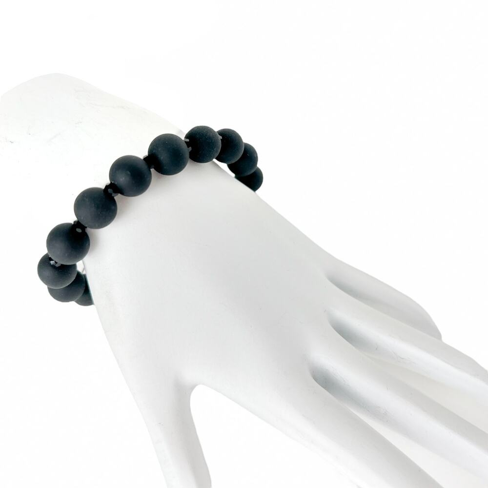 Chicos Beaded Stretch Bracelet Black Matte Round Earthy Minimalist Stackable